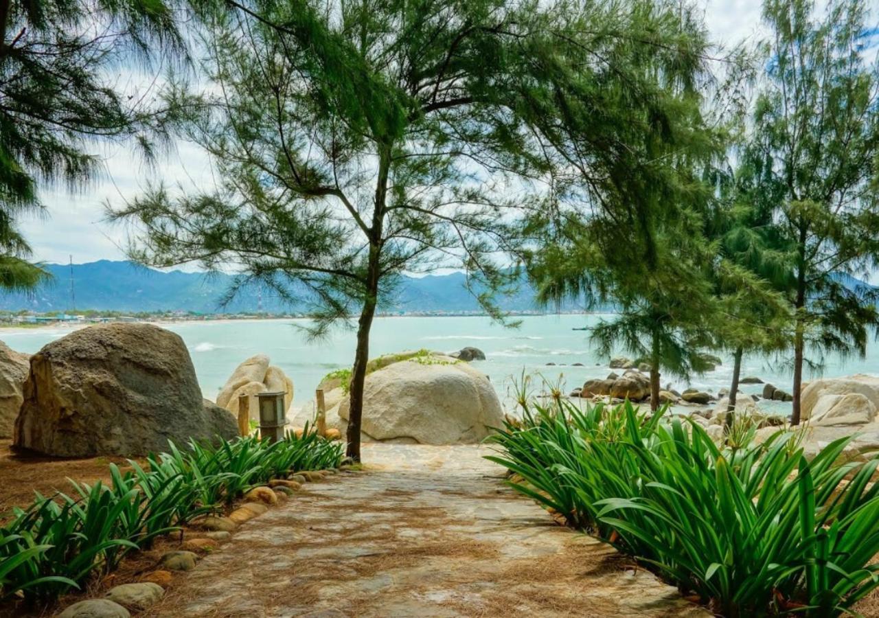 Hòn Cò Resort - Cà Ná Thon Lac Nghiep Exterior foto